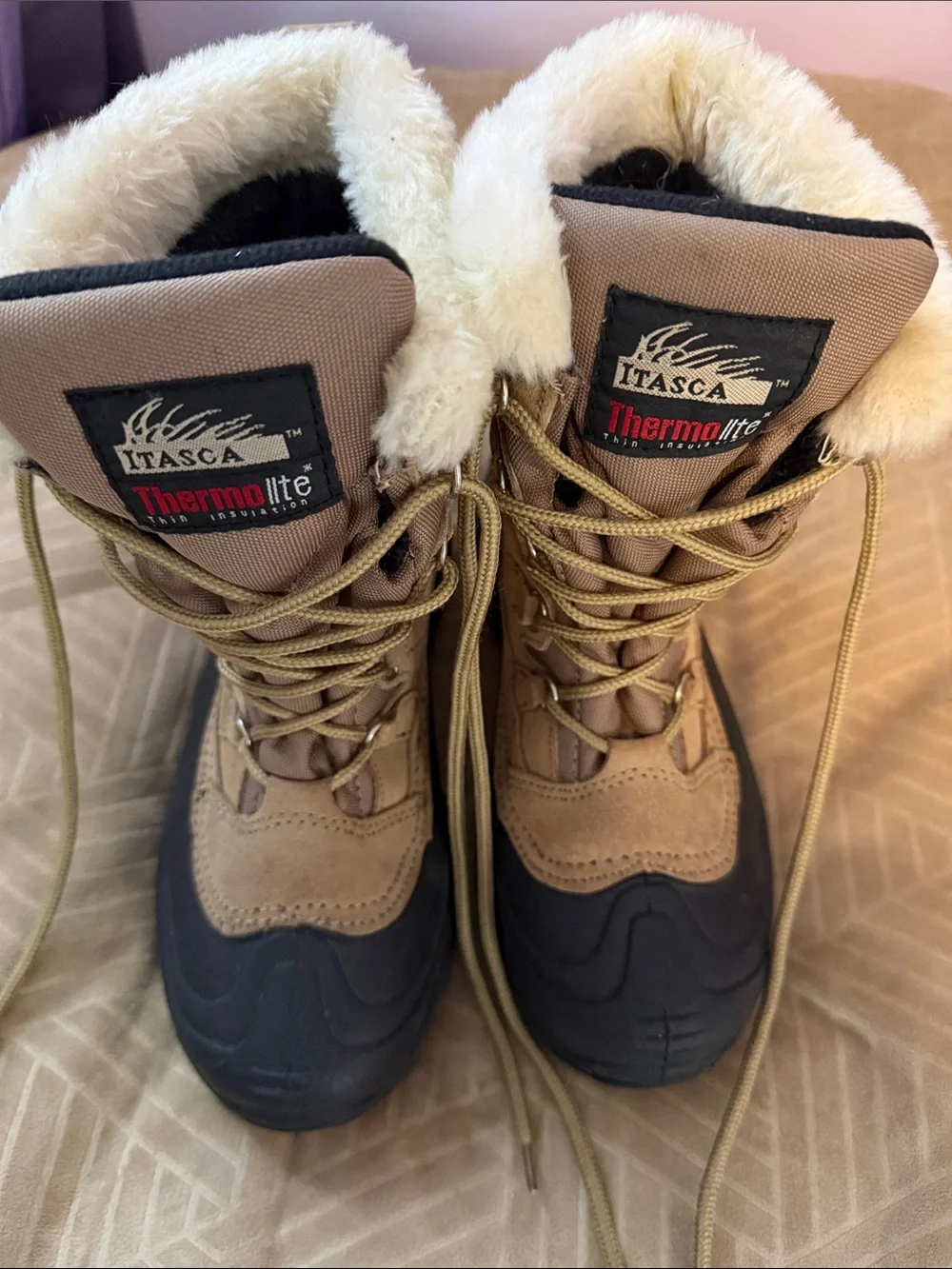 Itasca Women's Brown and Black Insulated Winter Lace-Up Boots